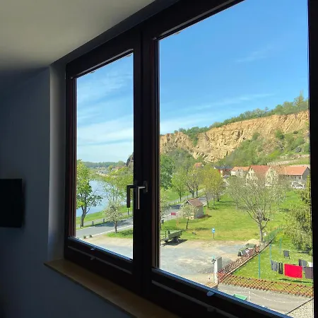 Vendégház Weingut Jan Ulrich