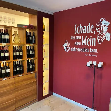 Weingut Jan Ulrich Guest house