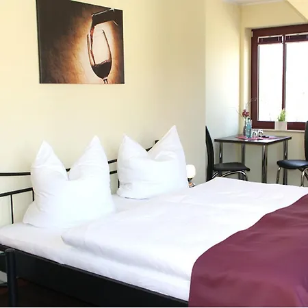 בית הארחה Weingut Jan Ulrich