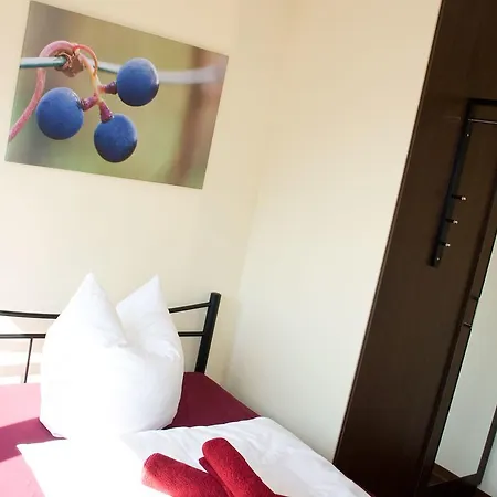 Weingut Jan Ulrich 3*